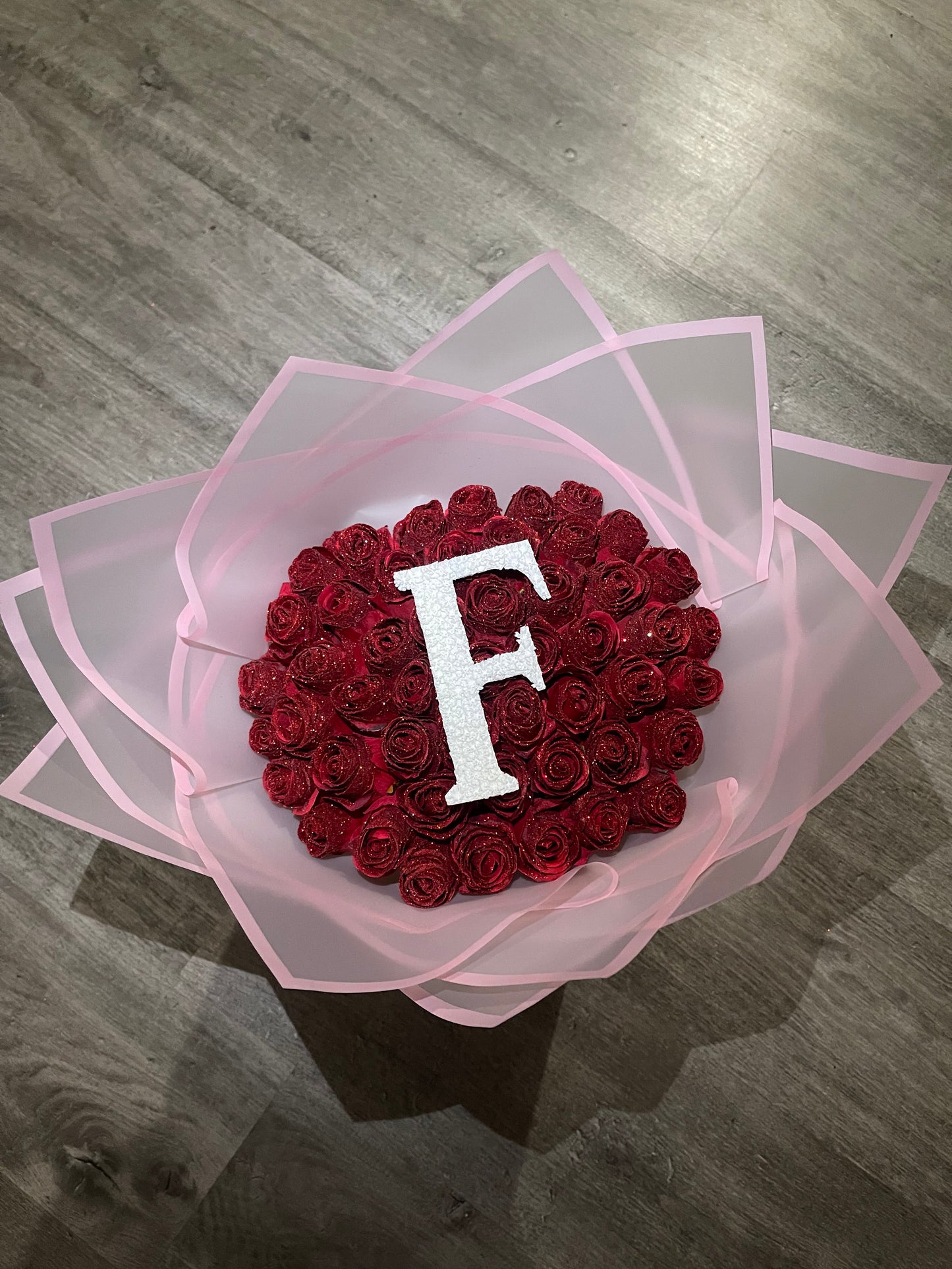 Lovergirly initial 50 glitter bouquet